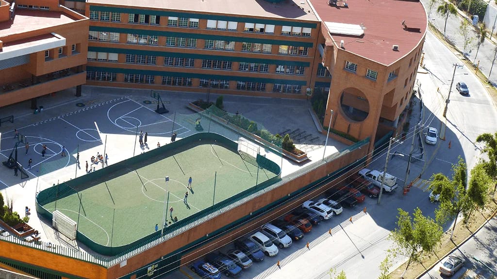 Vive cerca de escuelas y servicios cercanos en Rancho Blanco, Jilotzingo.